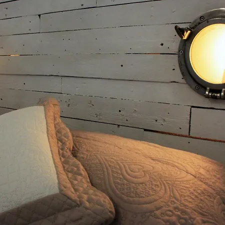 Casa Gandamar Bed & Breakfast 2*
